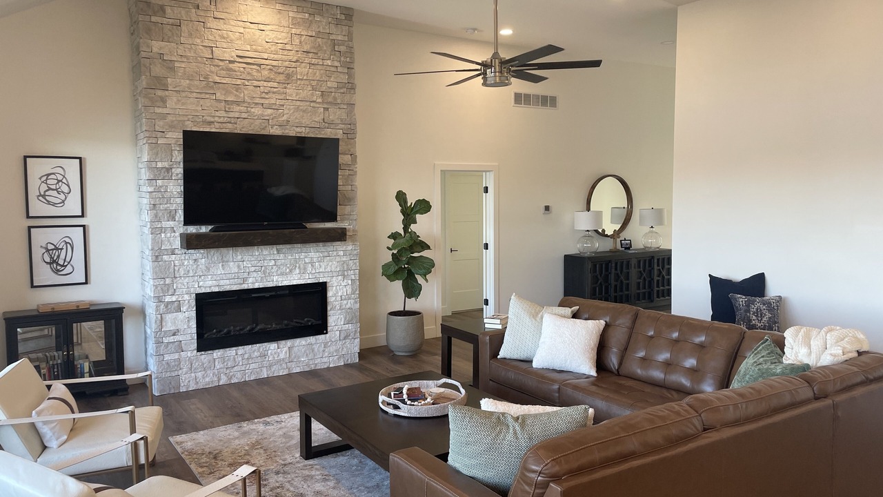 Photo of Livingroom in Osage Beach