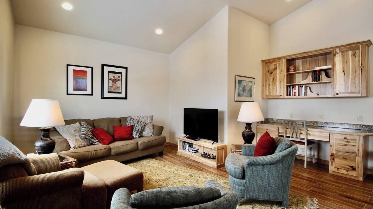 Photo of Others in Whitehall