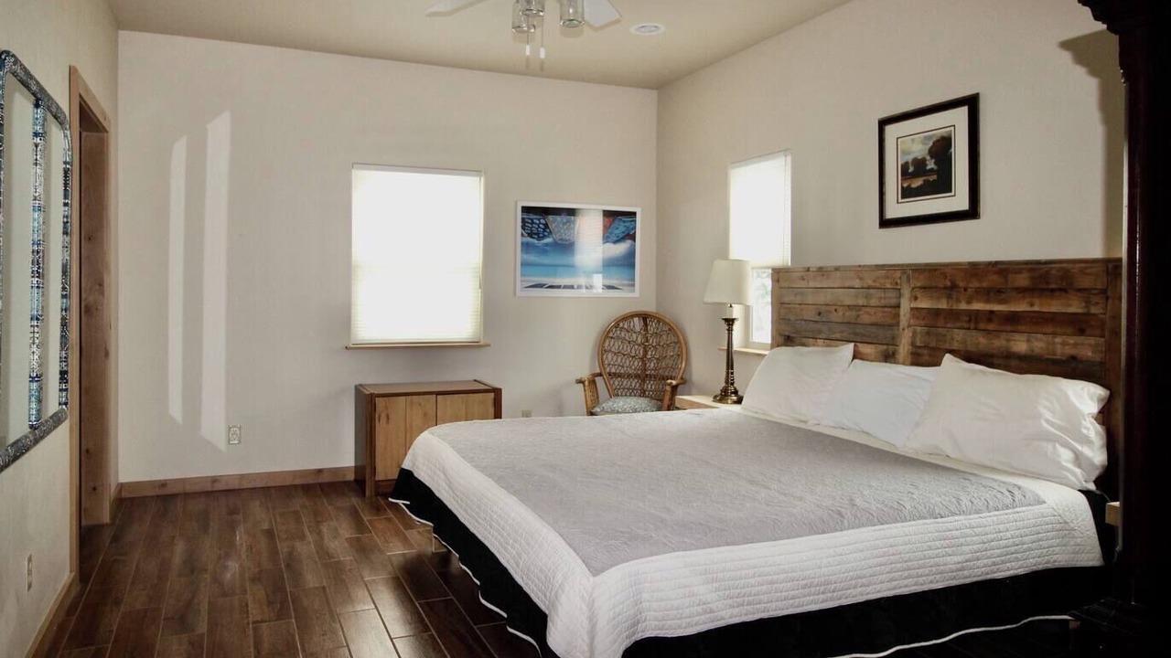 Photo of Bedroom in Whitehall