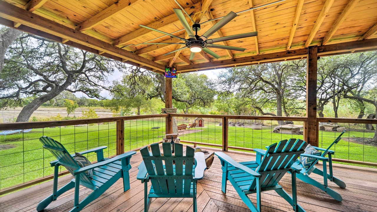 Photo of Patio Balcony in Blanco
