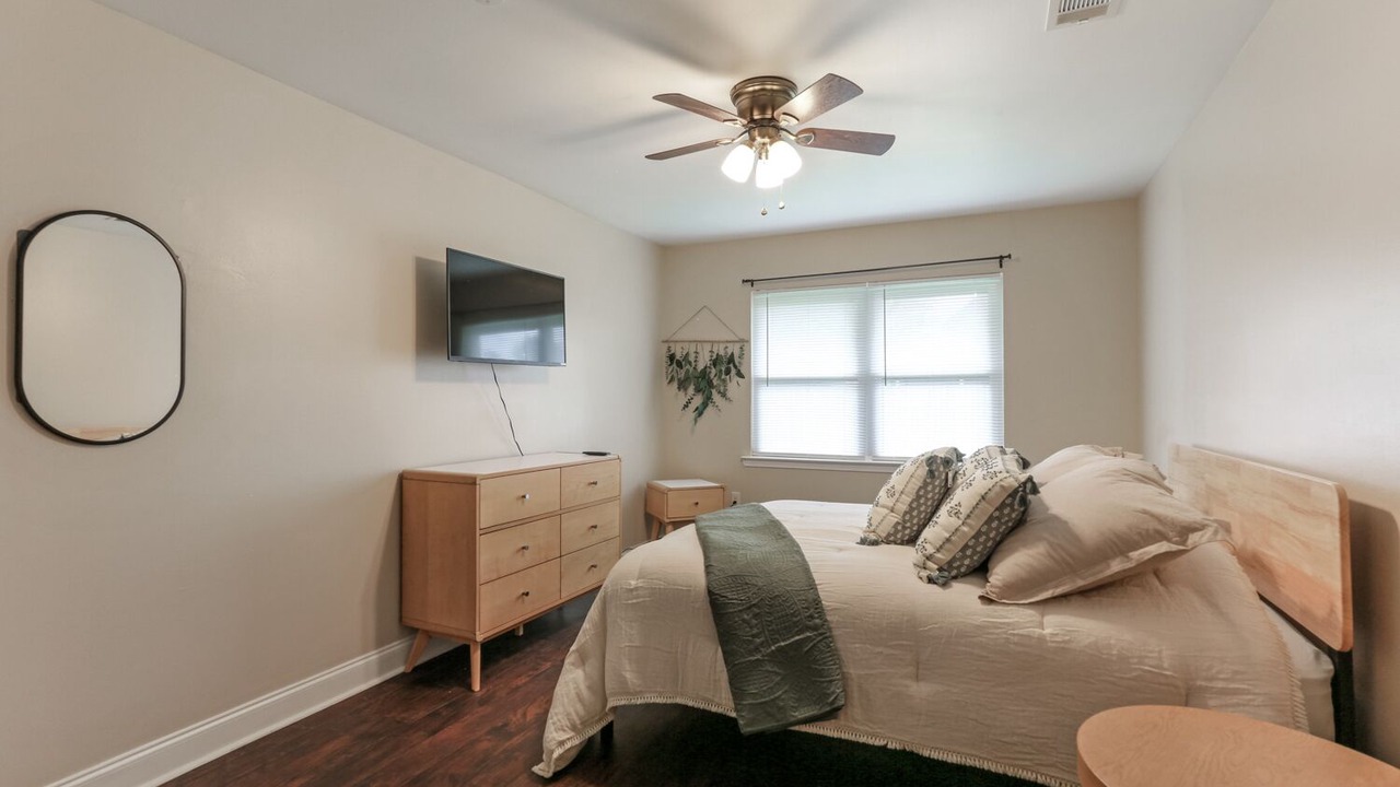 Photo of Bedroom in South Baton Rouge