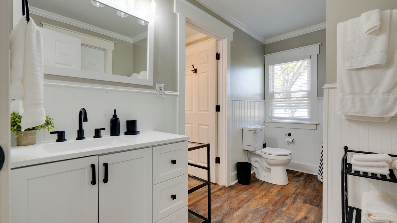 Photo of Bathroom in Blackstone