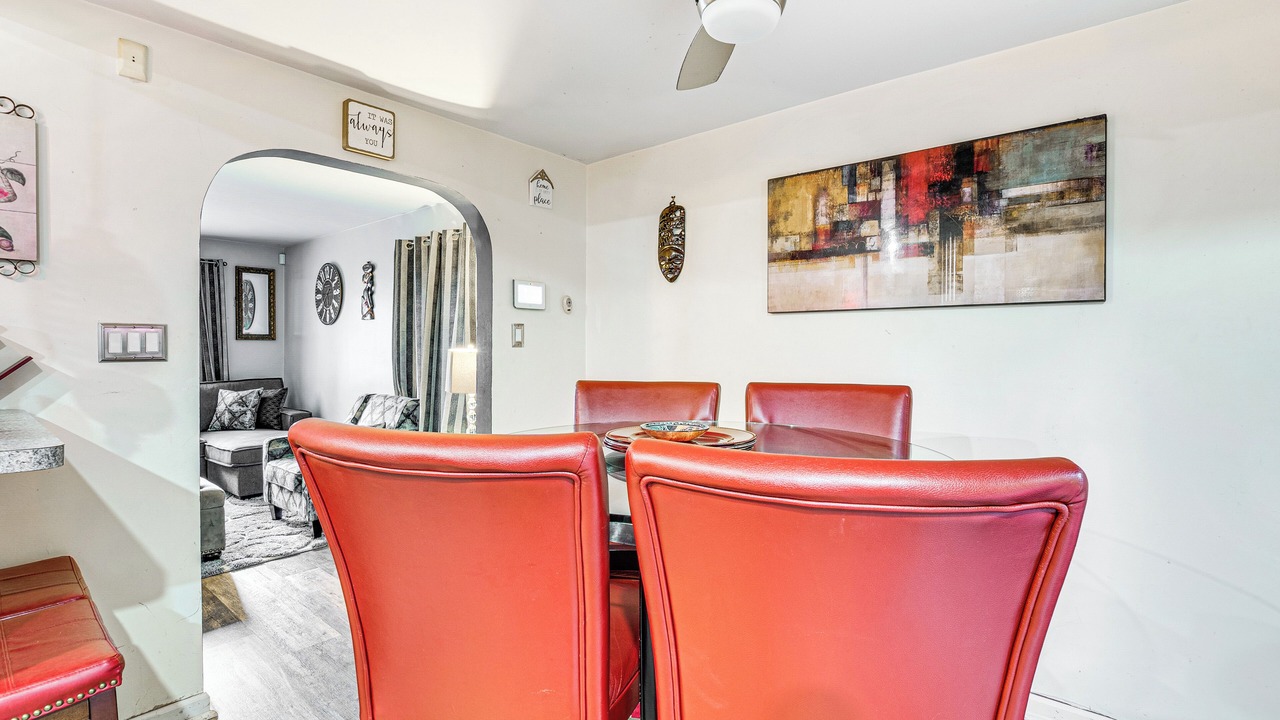 Photo of Others in Vauxhall