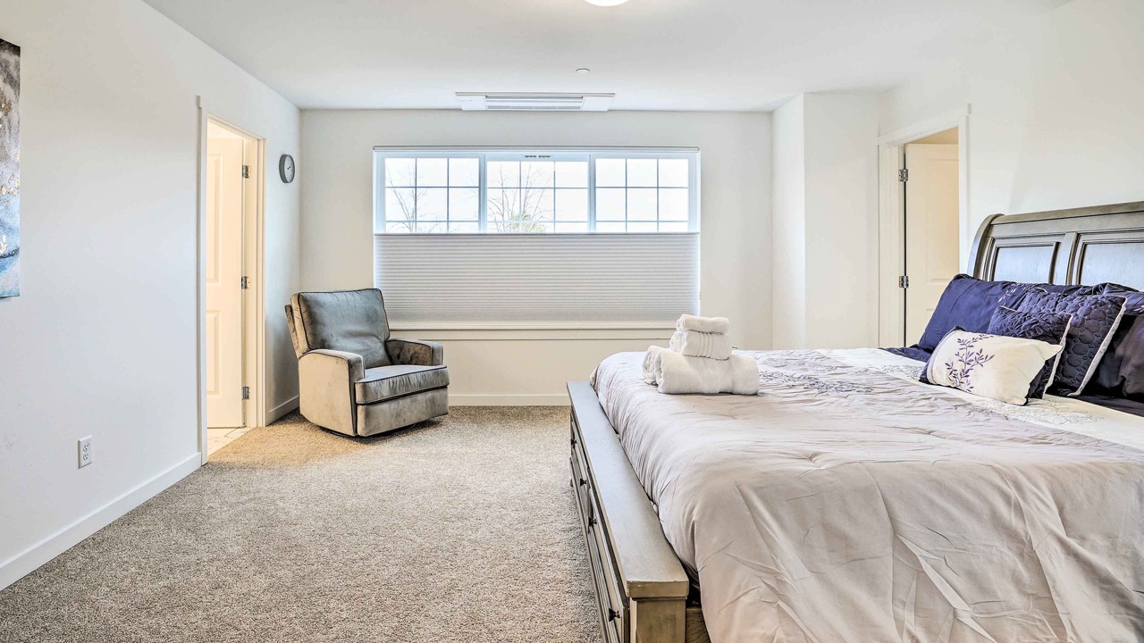 Photo of Others in Monroe