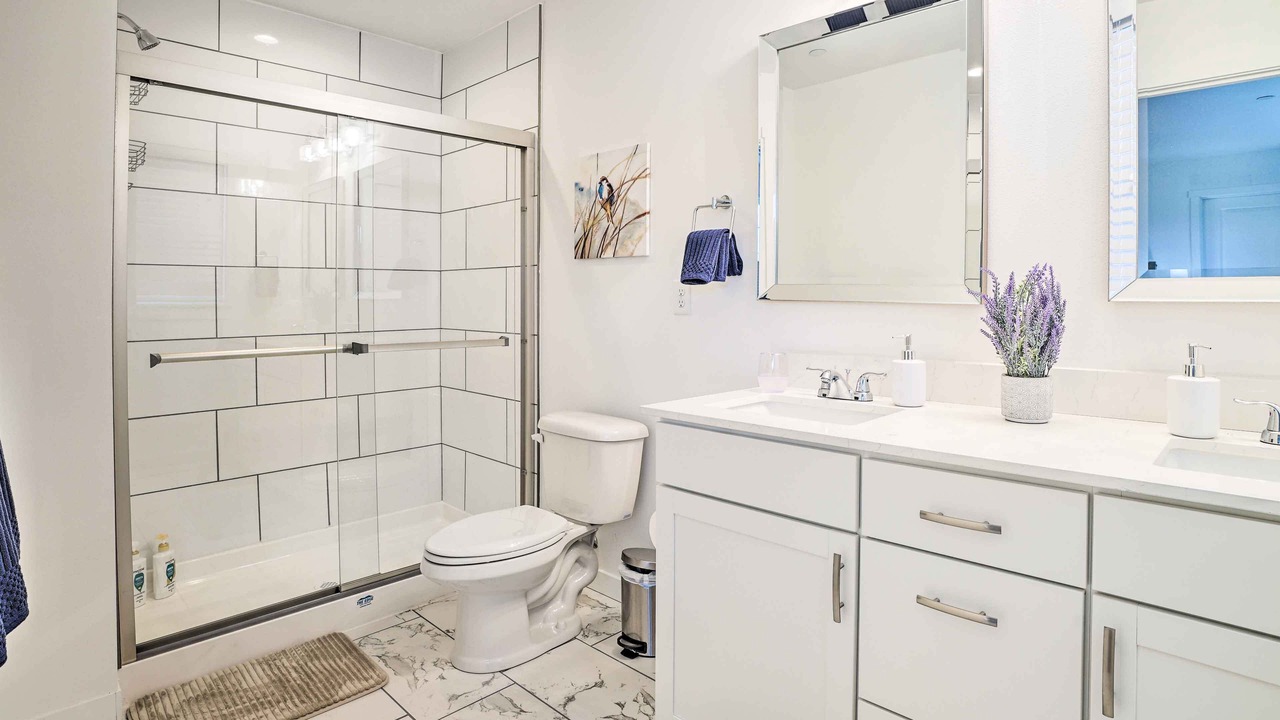 Photo of Others in Monroe