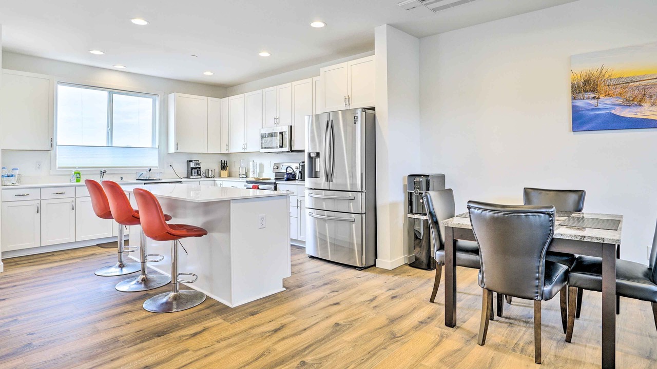 Photo of Others in Monroe