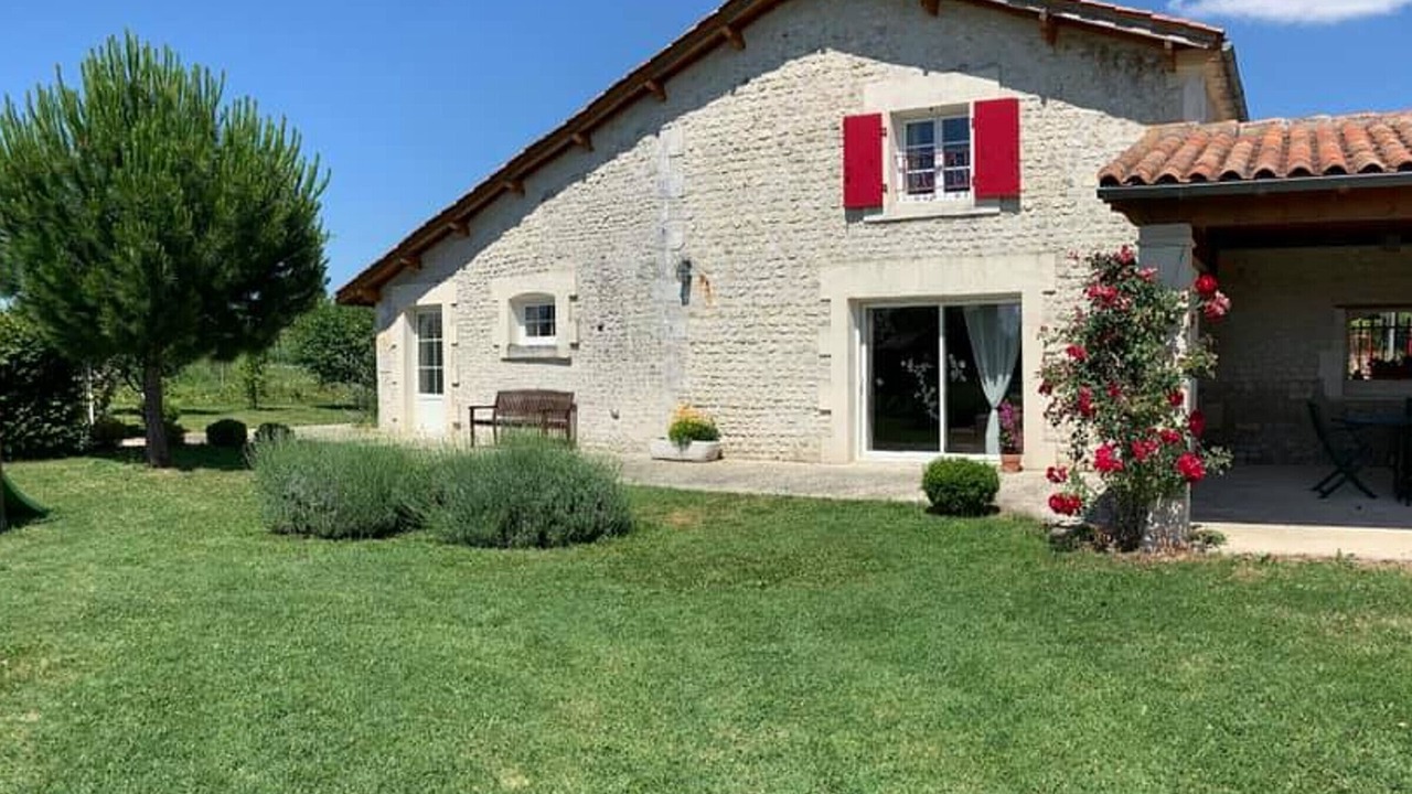 Photo of Outdoor in Bellevigne