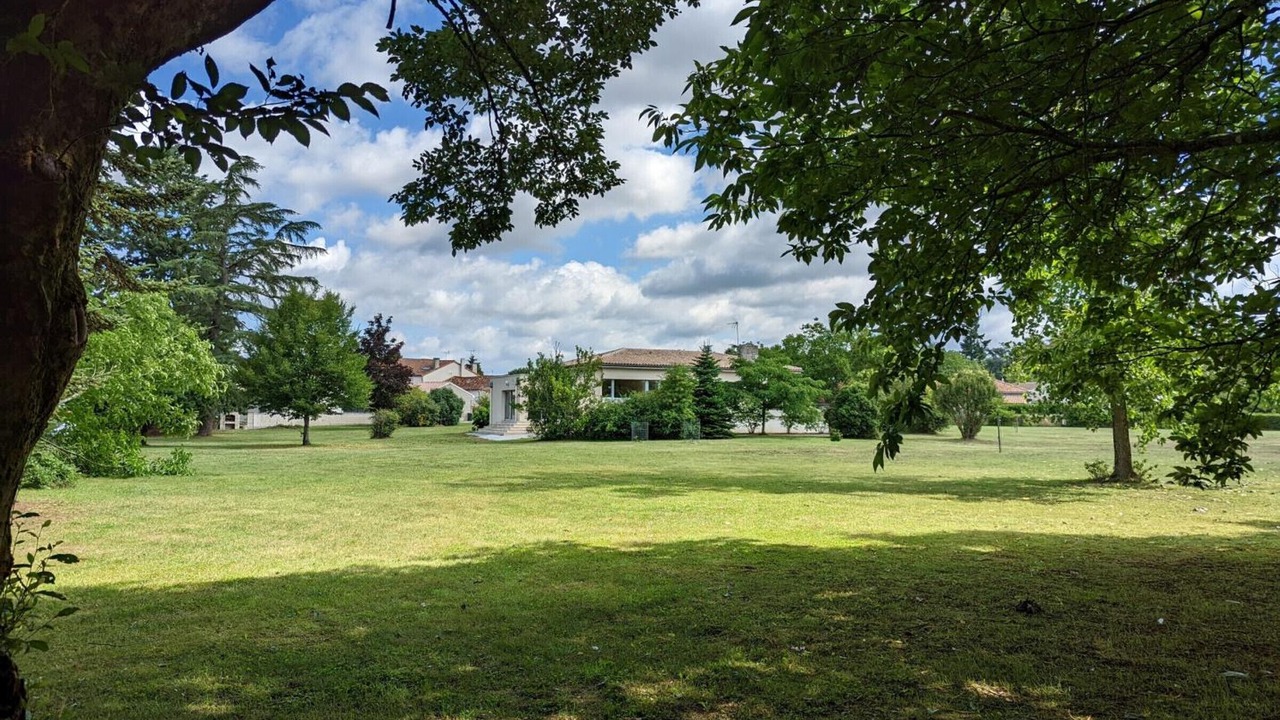 Photo of Outdoor in Agris