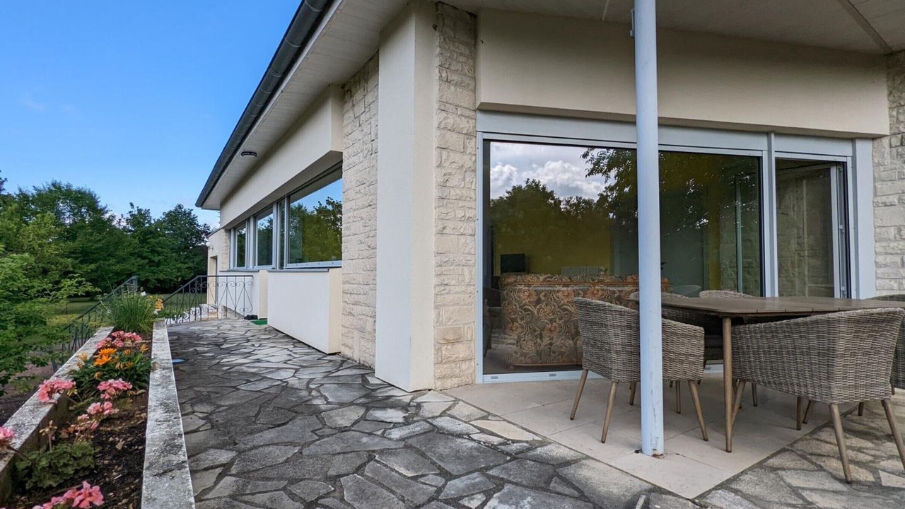 Photo of Outdoor in Agris