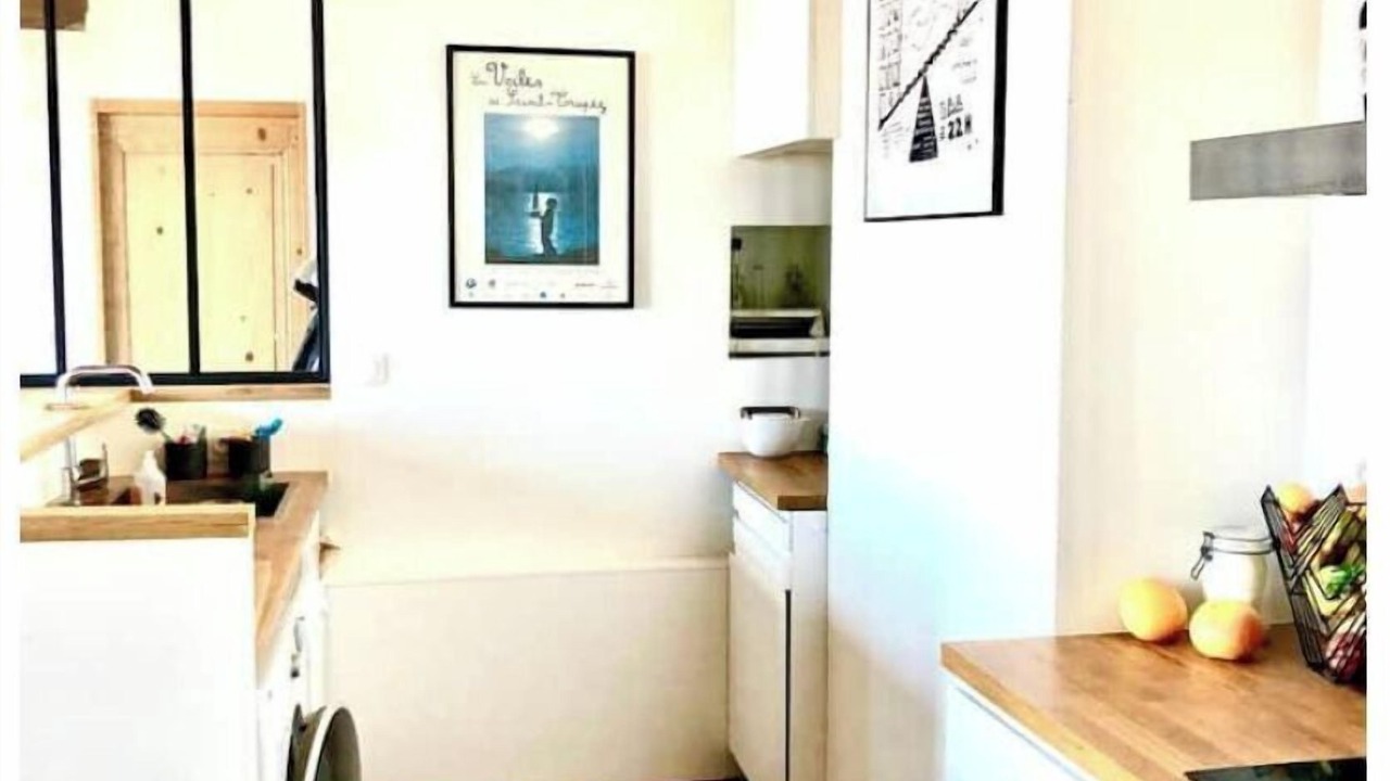 Photo of Kitchen in Boucle - Gros Caillou