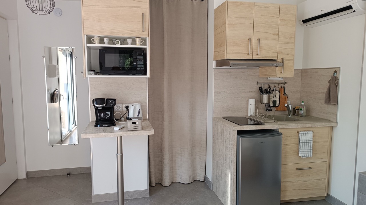 Photo of Kitchen in Saint-Martin-de-Londres