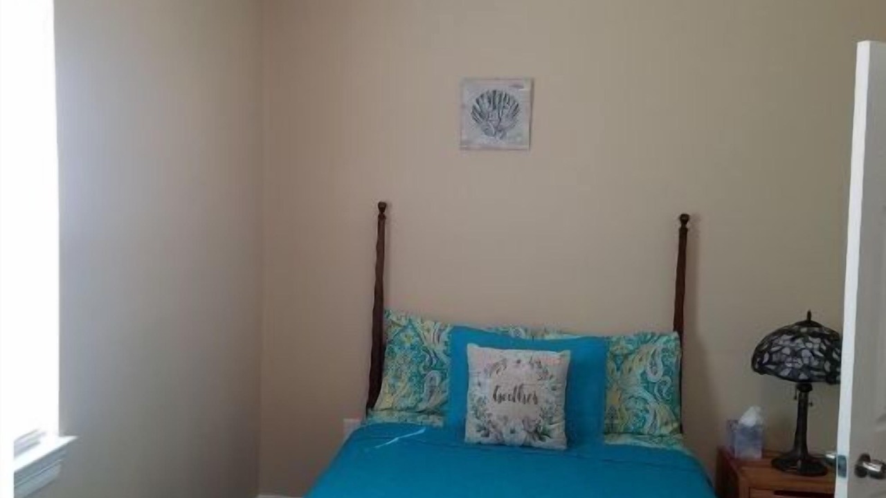 Photo of Bedroom in Mid-City