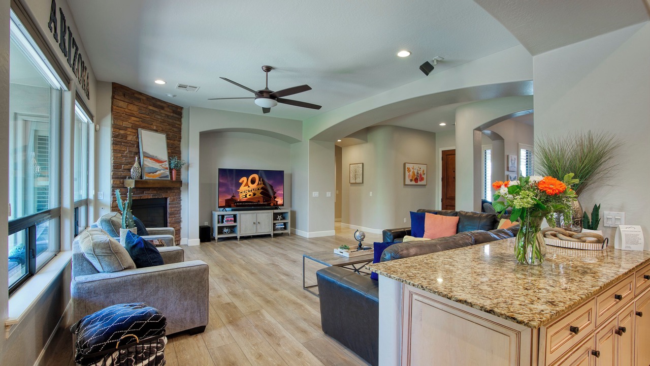 Photo of Livingroom in Palm Valley