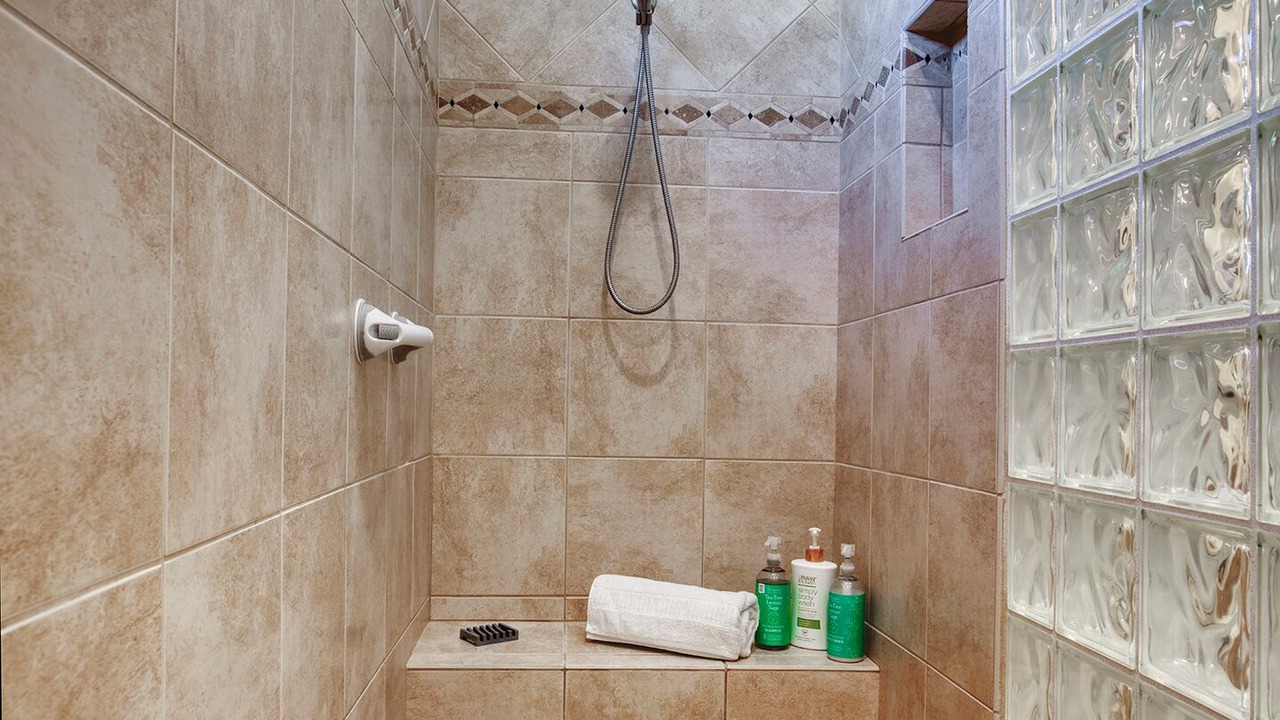 Photo of Bathroom in Palm Valley