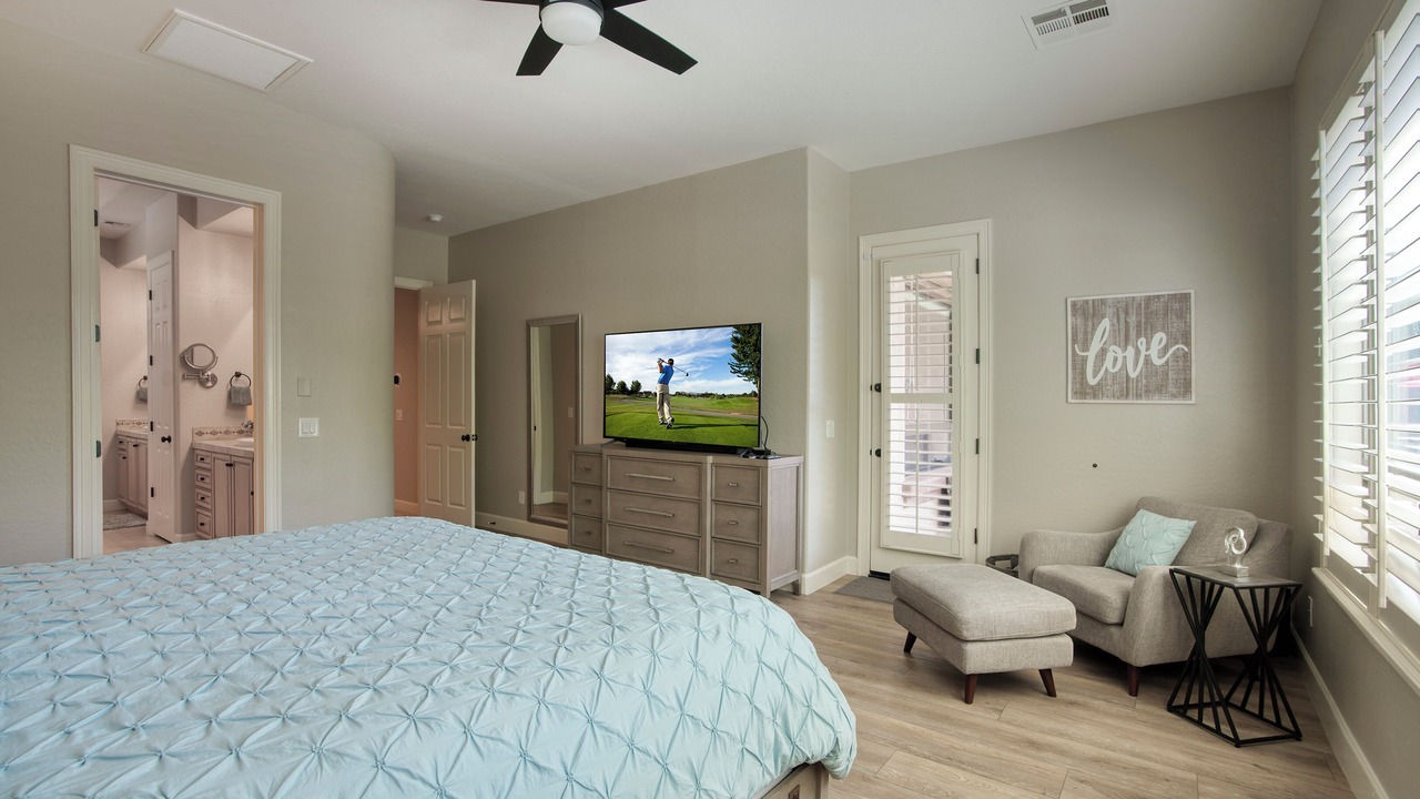 Photo of Bedroom in Palm Valley
