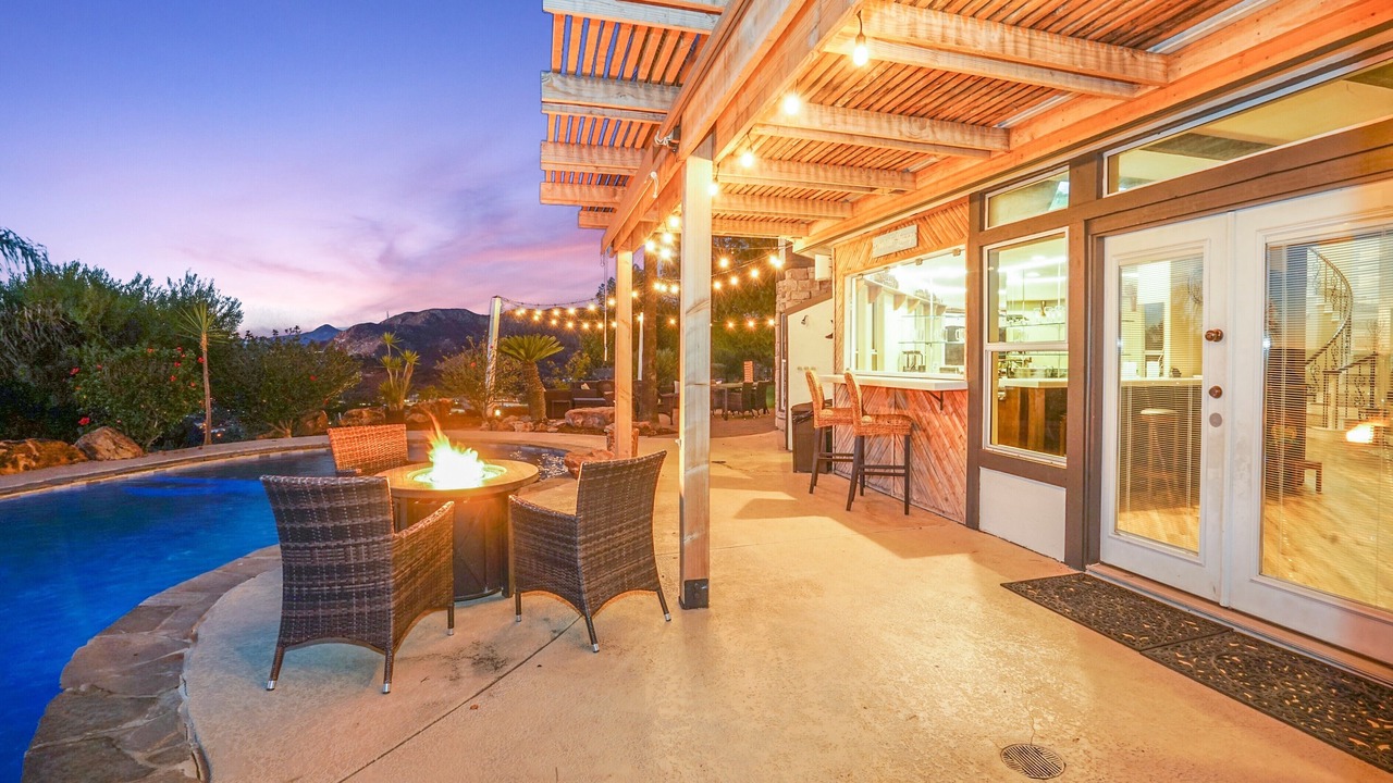 Photo of Outdoor in Lakeside
