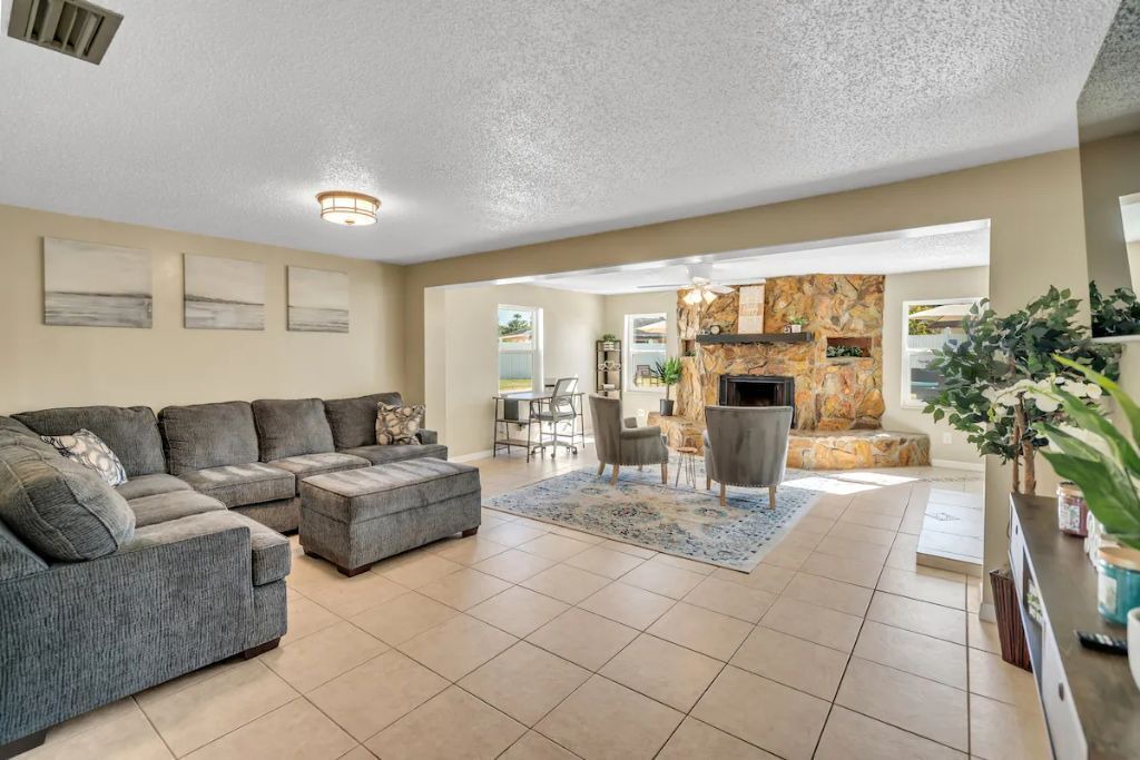 Photo of Livingroom in St. Petersburg