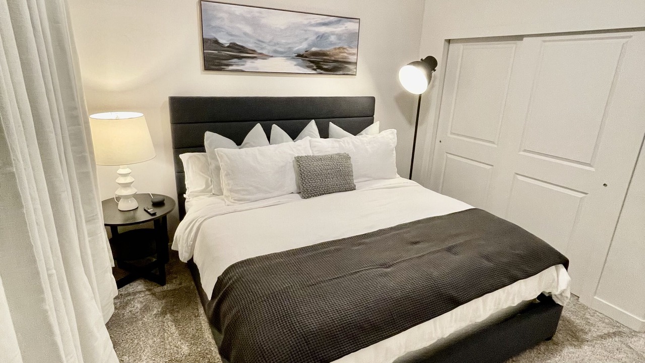 Photo of Bedroom in Woods Cross