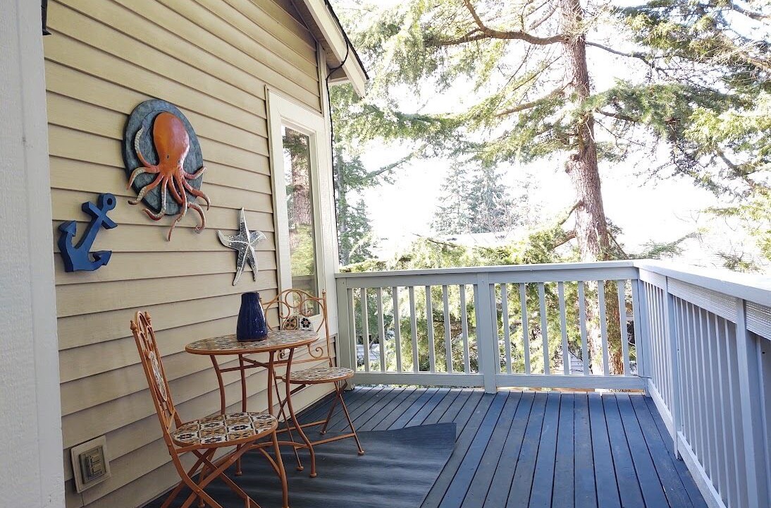 Photo of Outdoor in Rollingbay
