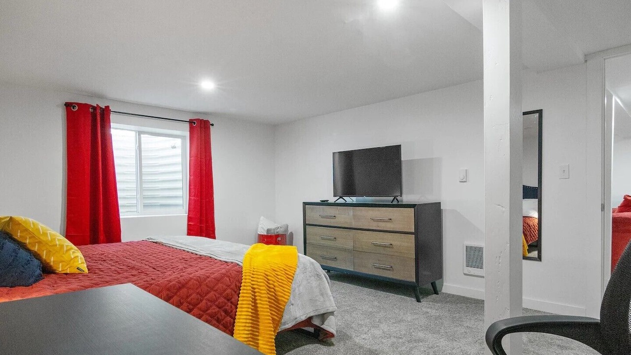 Photo of Bedroom in Logan