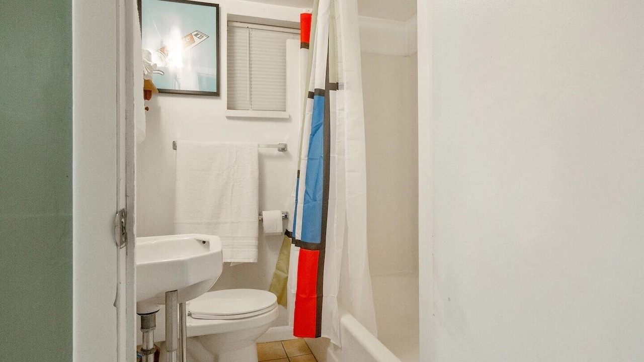 Photo of Bathroom in Logan
