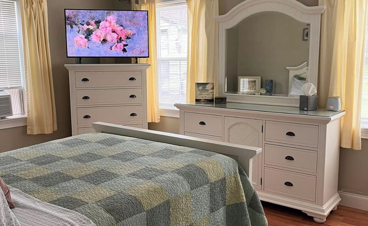 Photo of Bedroom in Gouldsboro