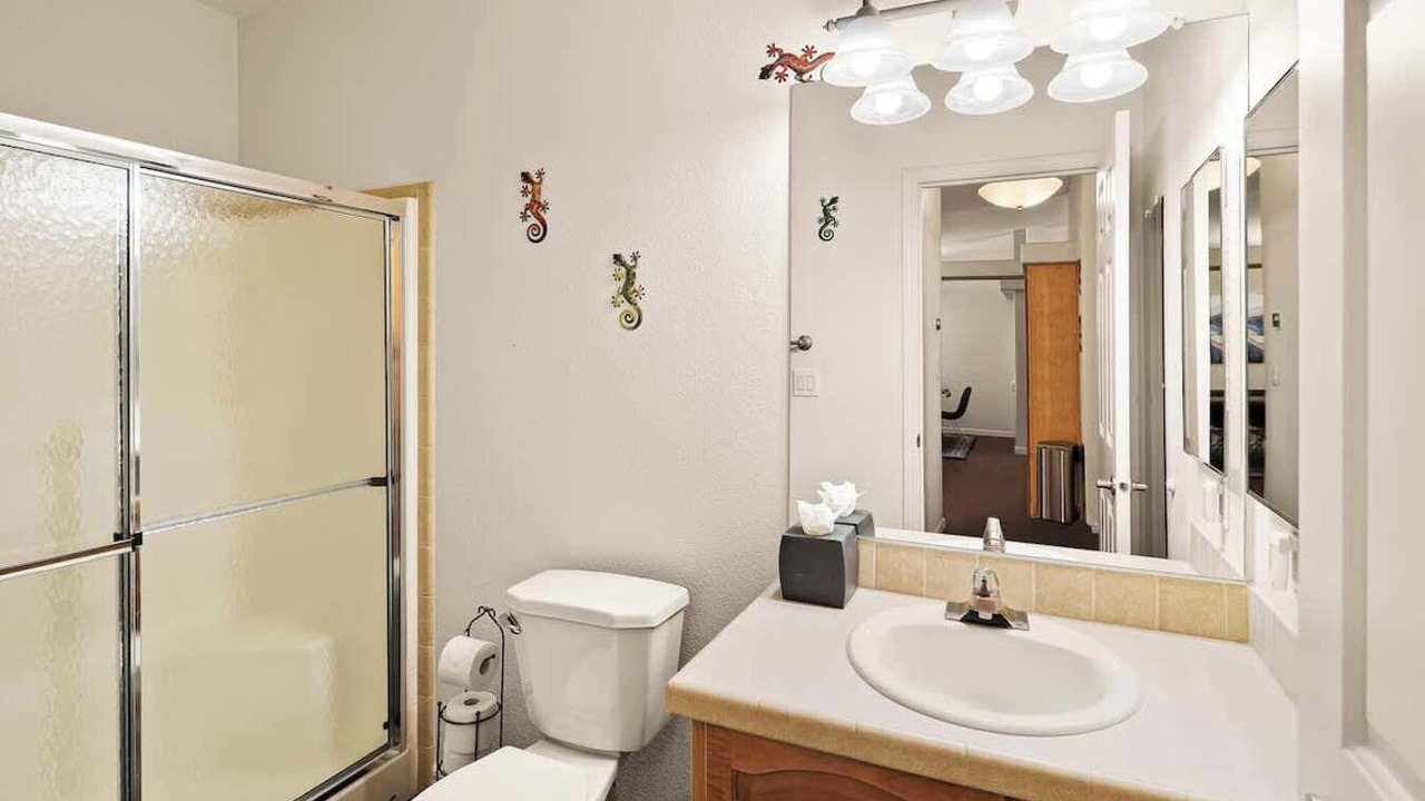 Photo of Bathroom in Clarkdale