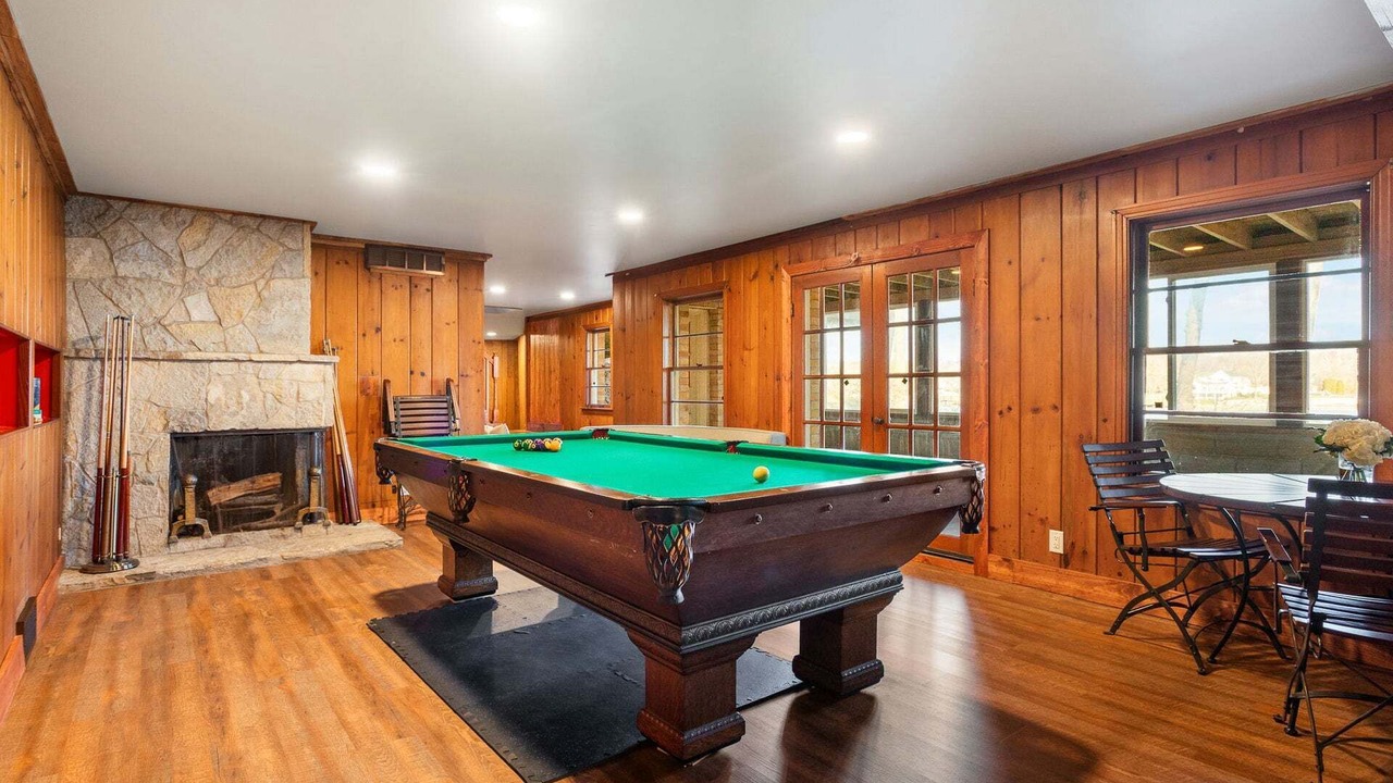 Photo of Bedroom in Spring Lake