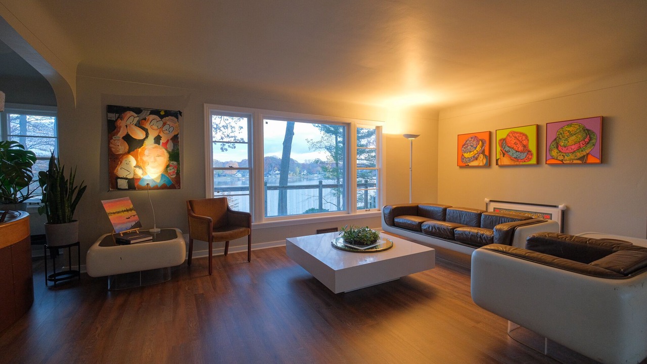 Photo of Livingroom in Spring Lake