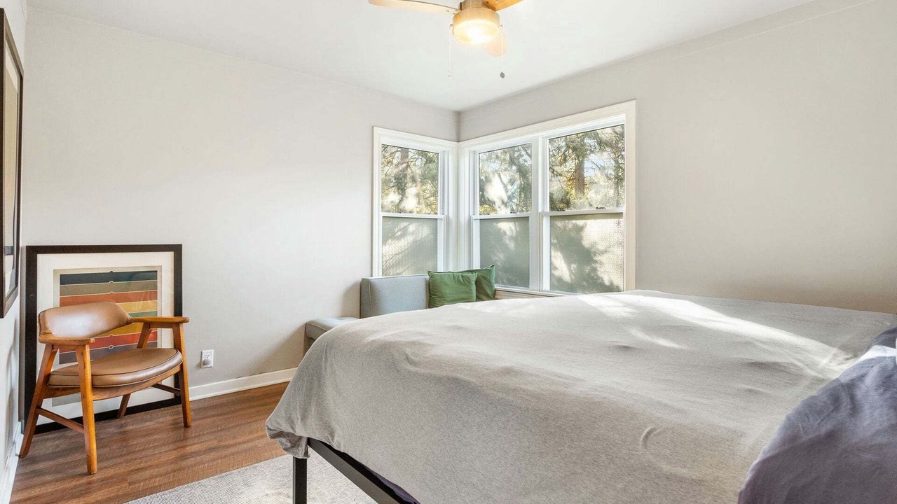 Photo of Bedroom in Spring Lake
