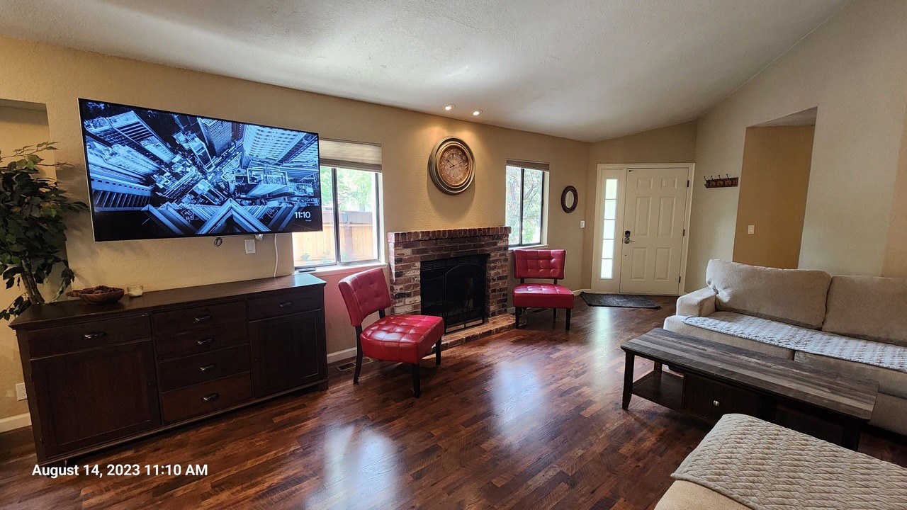 Photo of Livingroom in Northwest Reno