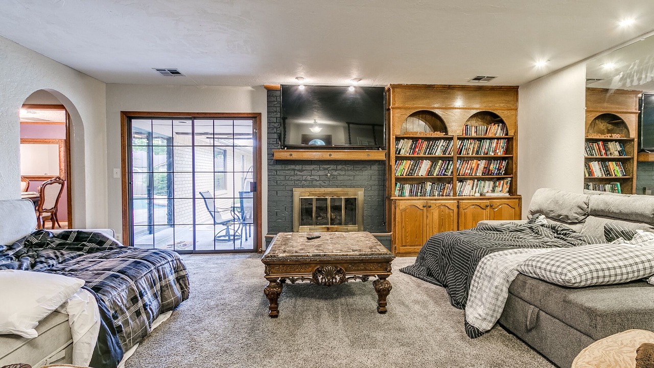 Photo of Livingroom in South Oklahoma City