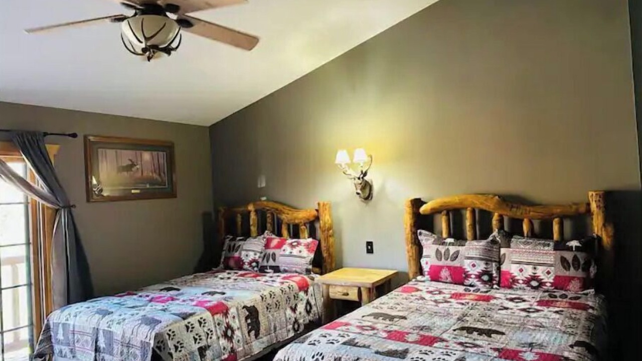 Photo of Bedroom in Oglesby