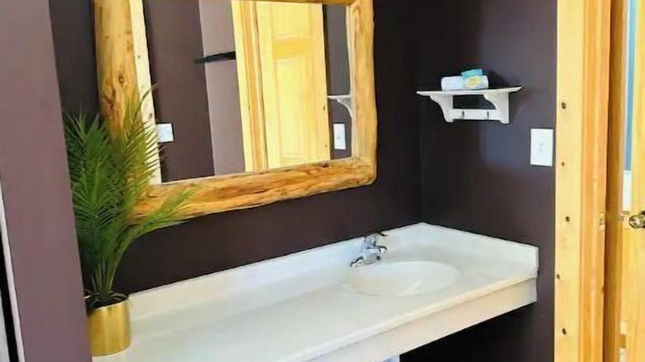 Photo of Bathroom in Oglesby