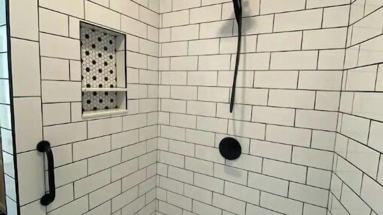 Photo of Bathroom in Lewistown
