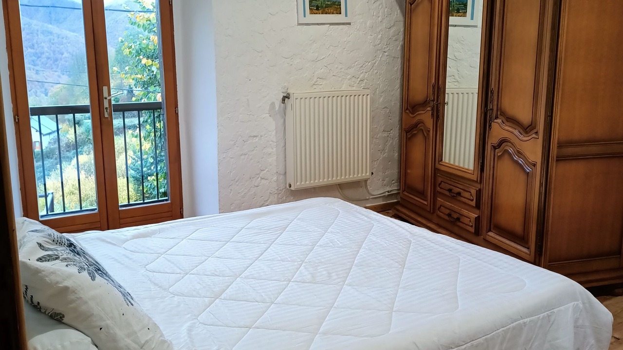 Photo of Bedroom in Massat