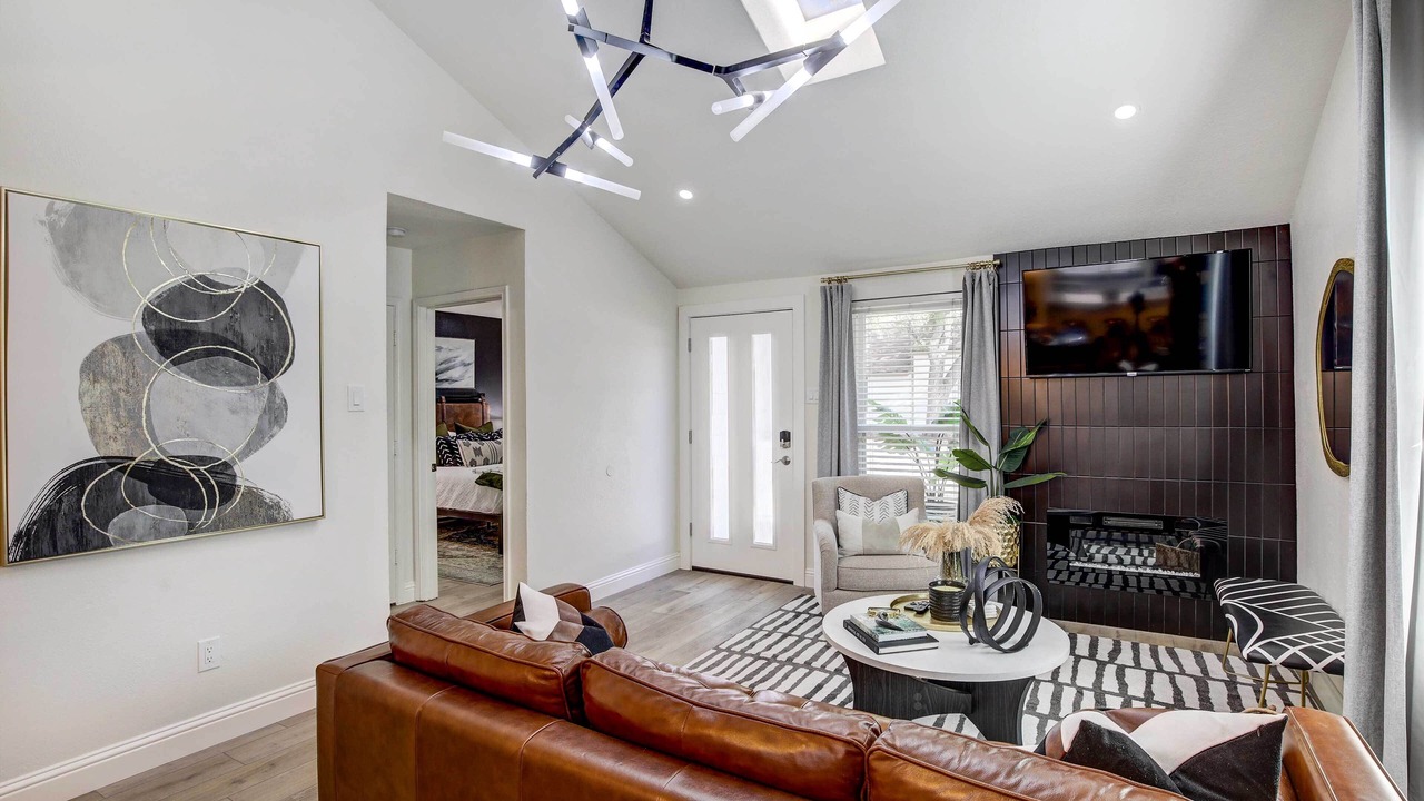 Photo of Bedroom in Allen