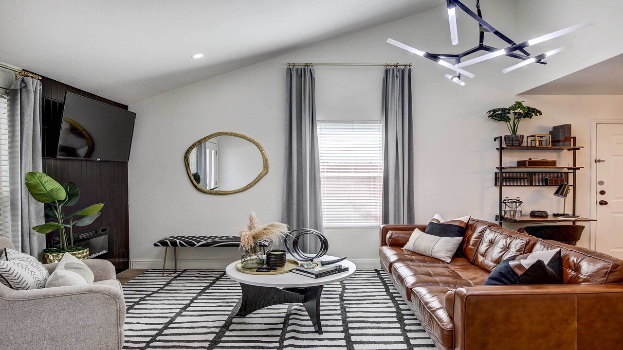 Photo of Livingroom in Allen