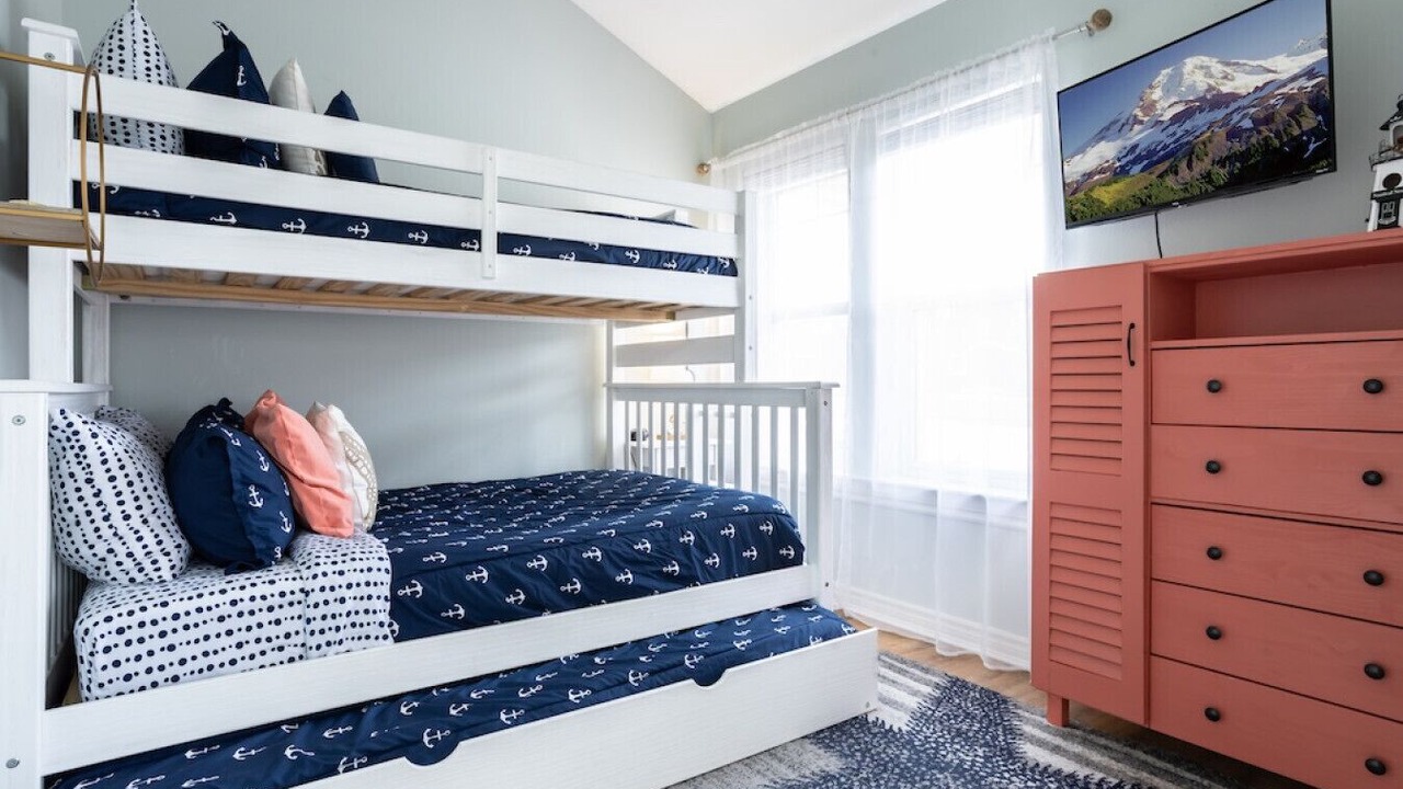 Photo of Bedroom in Birch Bay