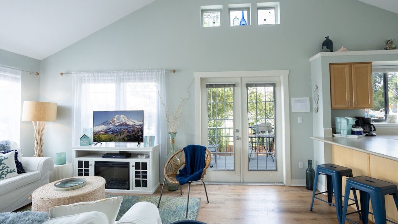 Photo of Livingroom in Birch Bay