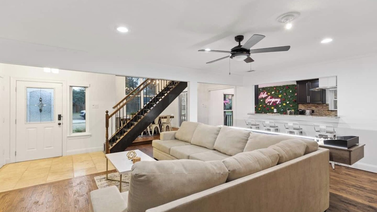 Photo of Livingroom in Richardson
