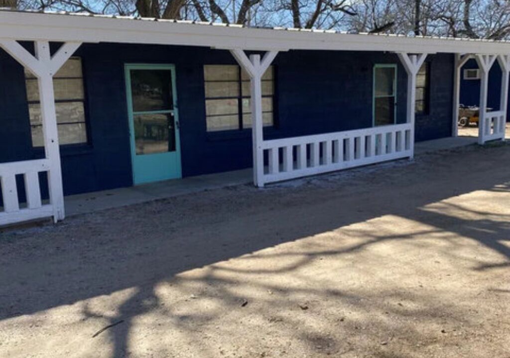 Photo of Others in Burnet
