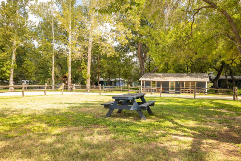 Photo of Others in Burnet