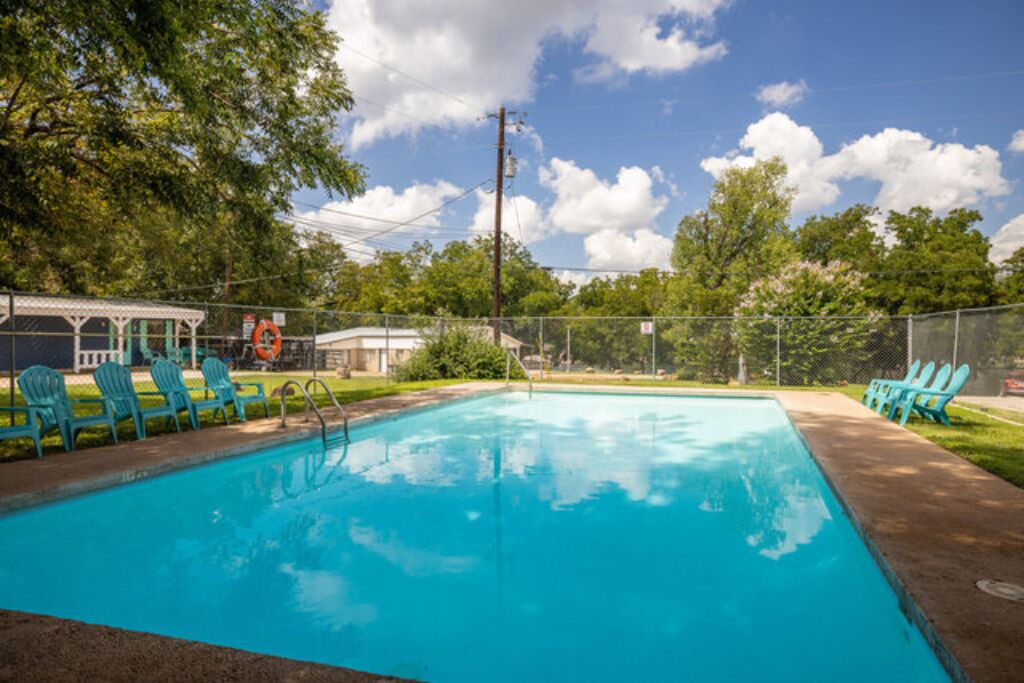 Photo of Others in Burnet