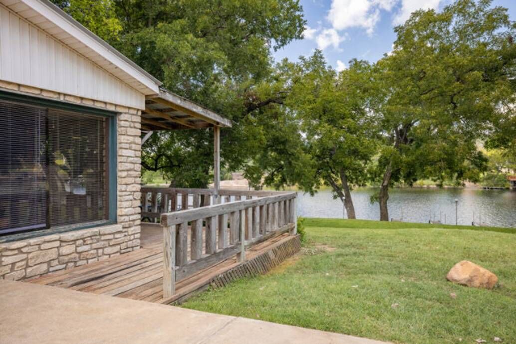 Photo of Others in Burnet