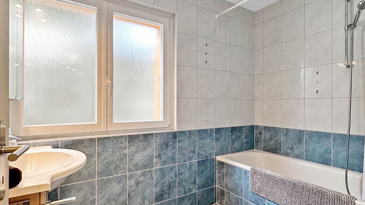 Photo of Bathroom in Salins
