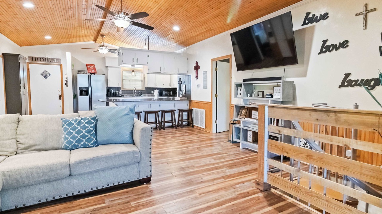 Photo of Bedroom in Springdale