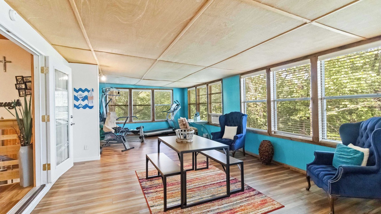 Photo of Bedroom in Springdale