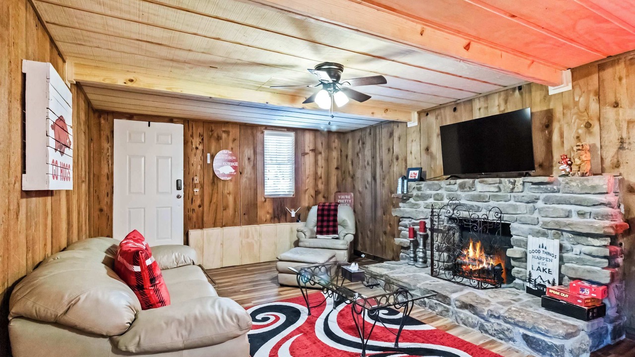Photo of Livingroom in Springdale