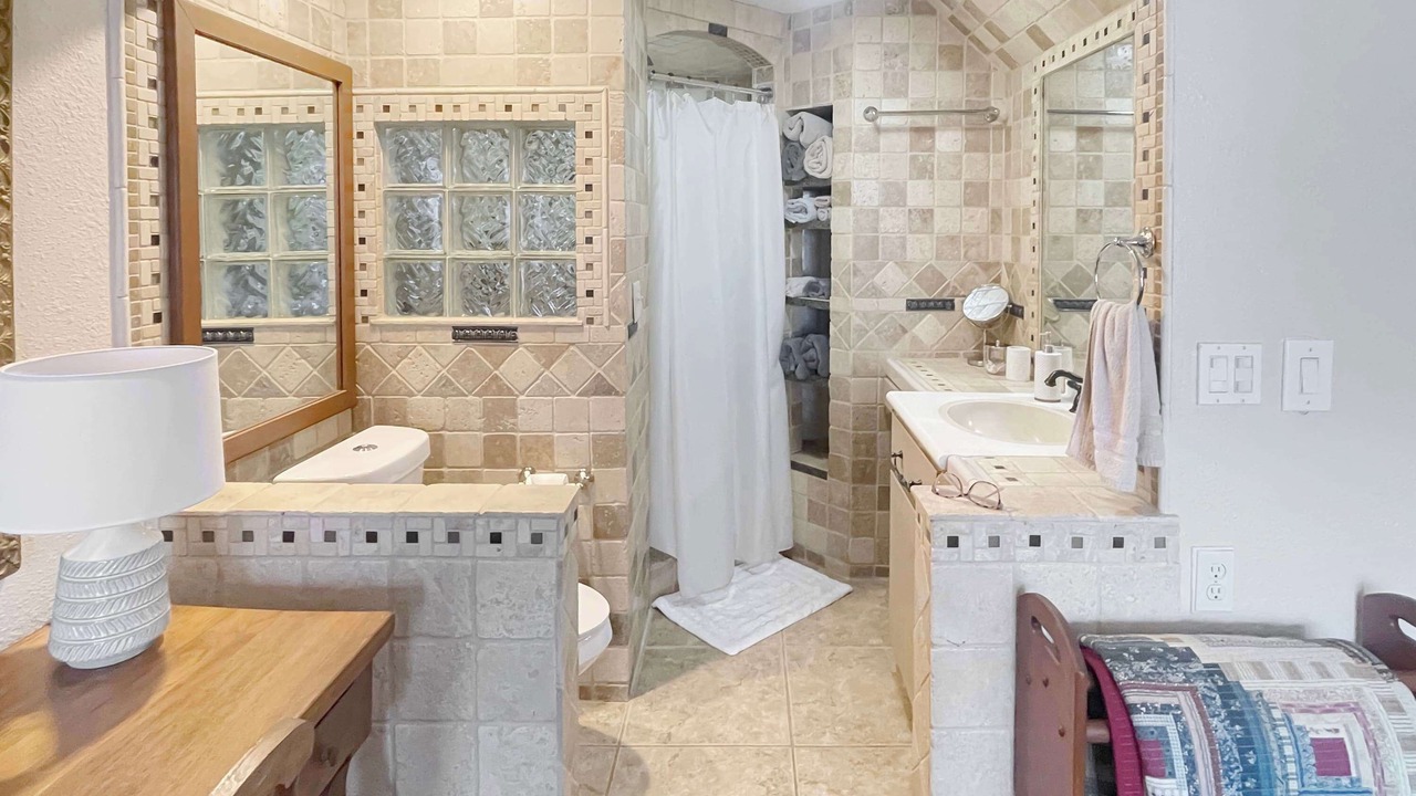 Photo of Bathroom in Beaver Shores